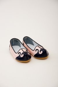 Hamupipőke cipője (freeimages / korean-shoes-1433967-m)