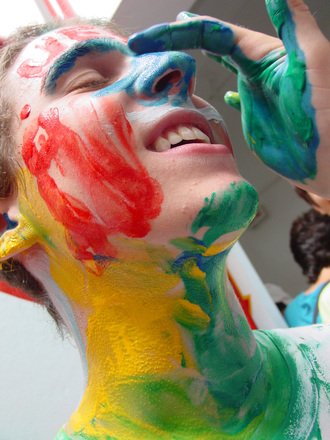 Szórakoztató tanulás? (freeimages / face-paint-1474779)